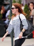 th_54839_Preppie_-_Julianne_Moore_out_and_about_in_New_York_City_-_September_24_2009_011_122_135lo.jpg
