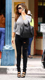 th_78255_Preppie_Vanessa_Minnillo_out_in_Beverly_Hills_1_122_63lo.jpg