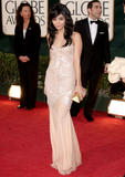 Vanessa Hudgens And Zac Efron - 66th Annual Golden Globe Awards Arrivals Pictures