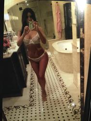 Kim Kardashian leaked nude pics part 02367ou6c0j2.jpg